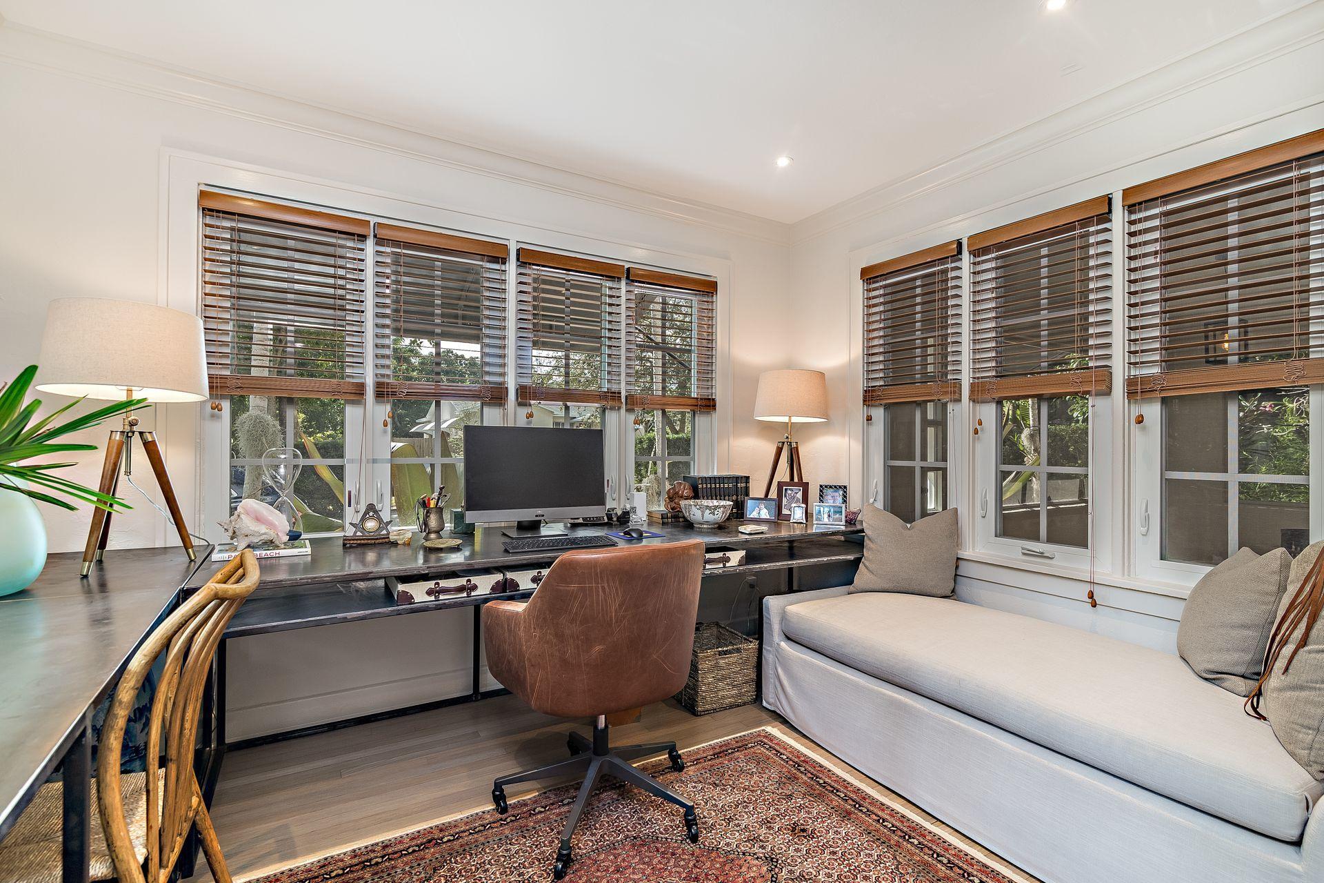 727 Sunset Road West Palm Beach, FL 33401 - Photo 22 of 75 Office/Den