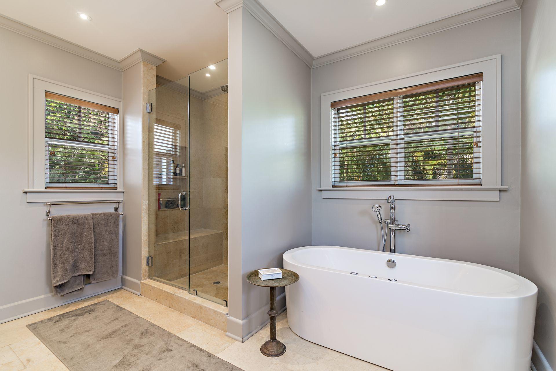 727 Sunset Road West Palm Beach, FL 33401 - Photo 28 of 75 Master Bathroom