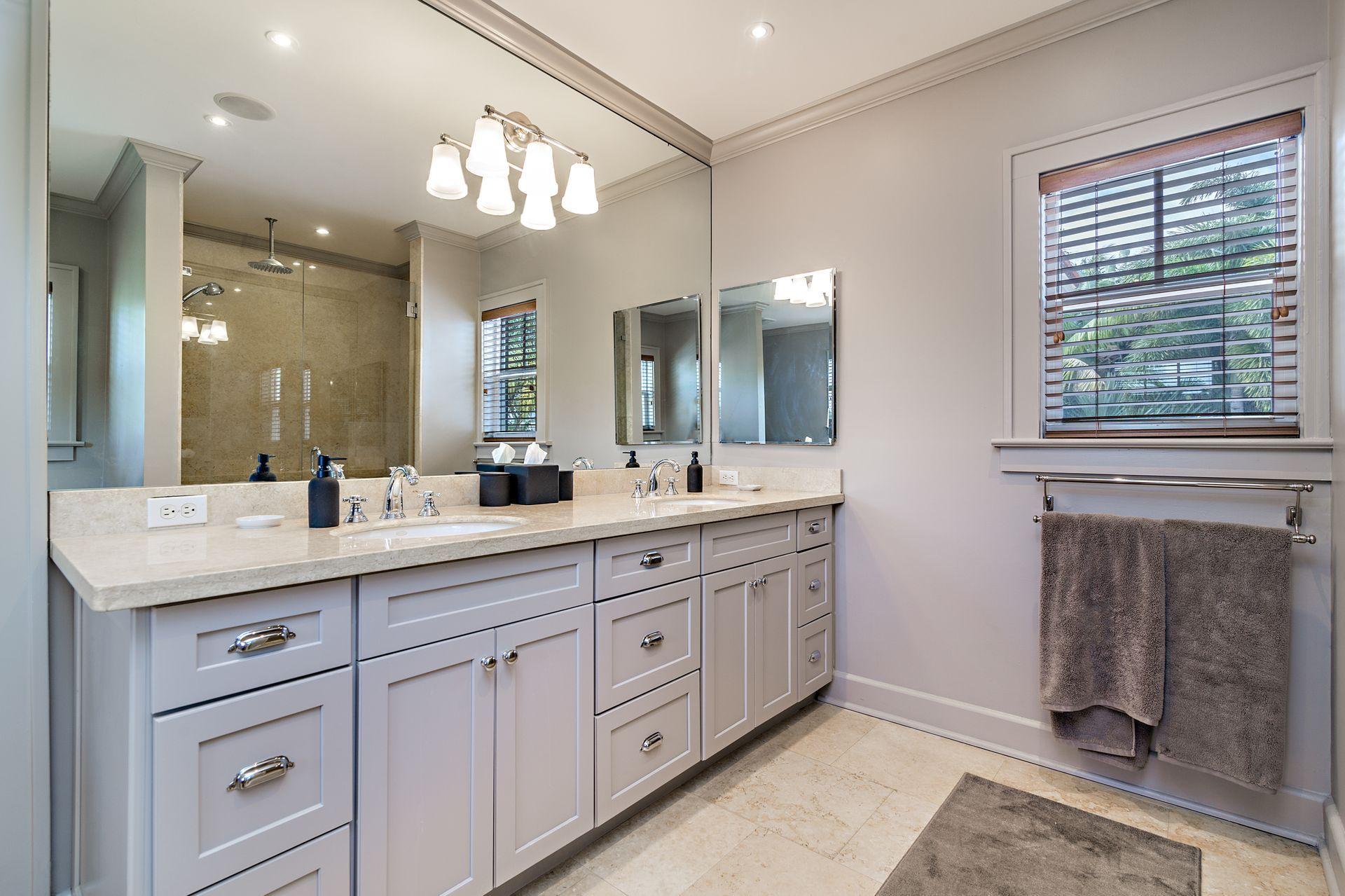 727 Sunset Road West Palm Beach, FL 33401 - Photo 30 of 75 Master Bathroom