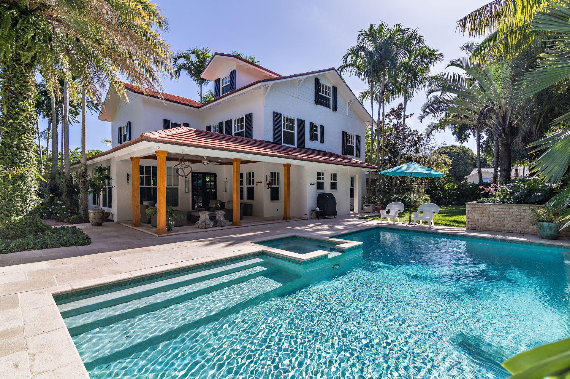727 Sunset Road West Palm Beach, FL 33401 - Photo 49 of 75 Back Yard