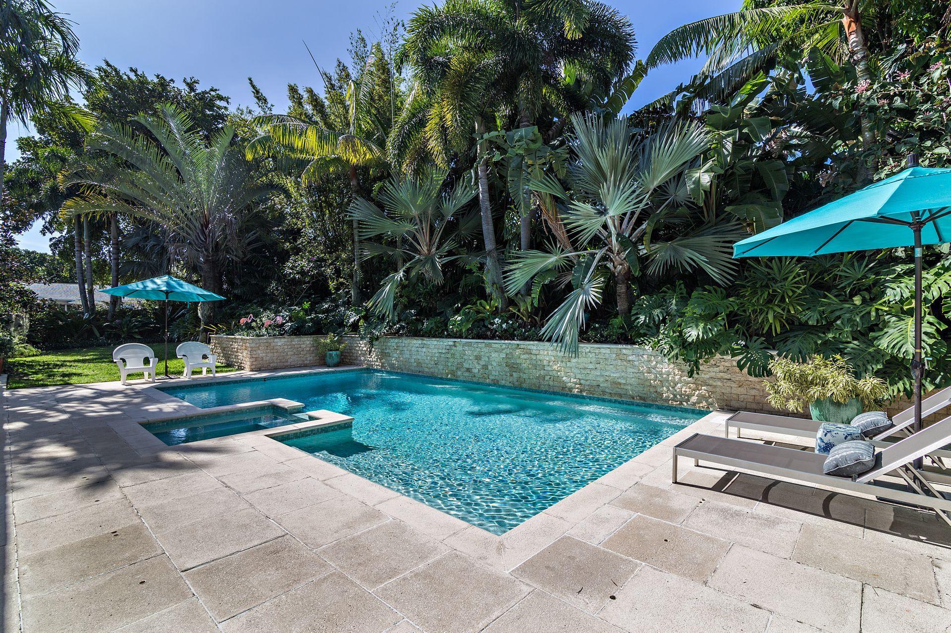727 Sunset Road West Palm Beach, FL 33401 - Photo 53 of 75 Pool