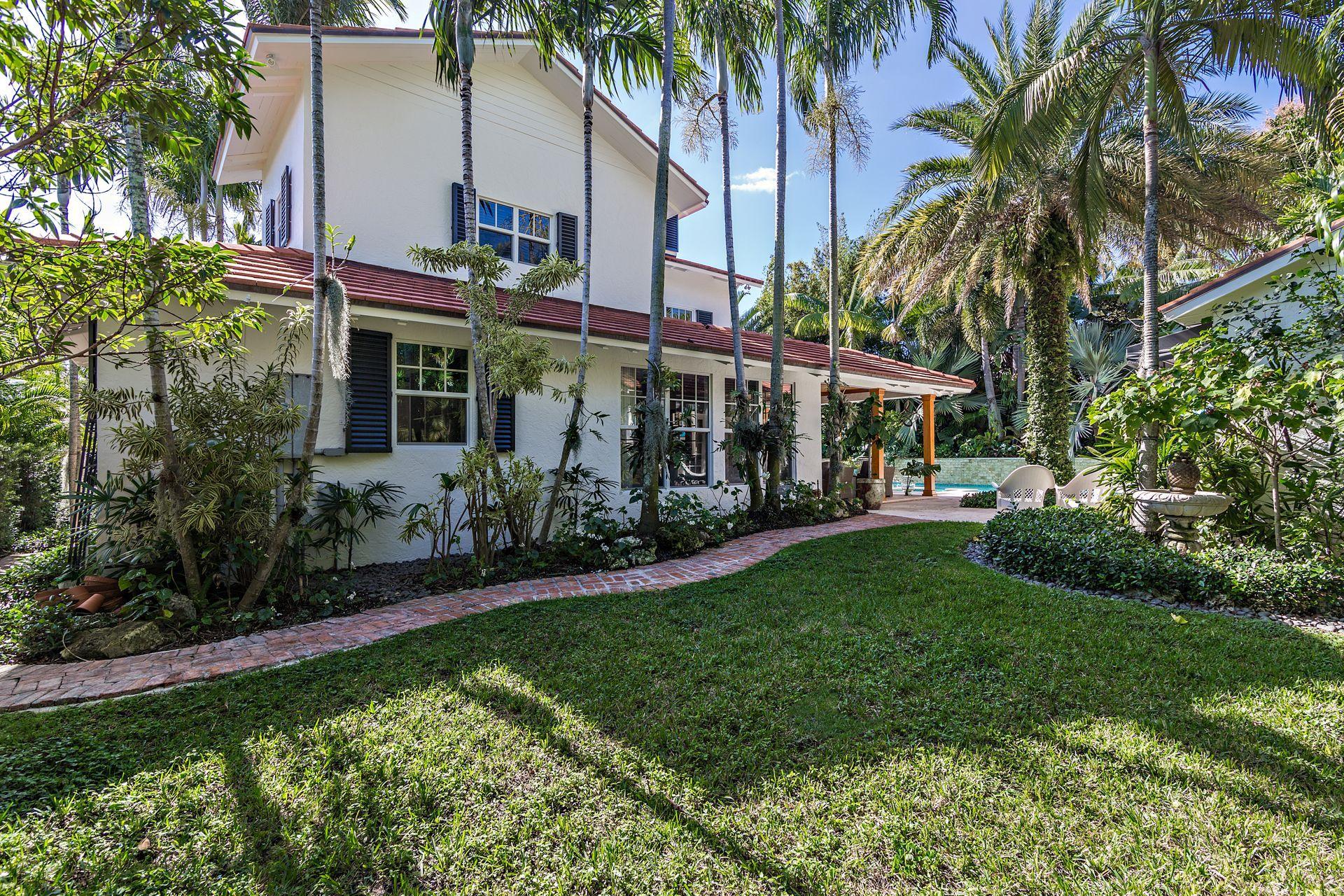 727 Sunset Road West Palm Beach, FL 33401 - Photo 59 of 75 Garden