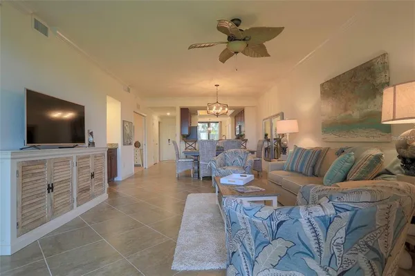 $3,000 | 5507 Palmer Circle, Unit 105, Bradenton, FL 34211