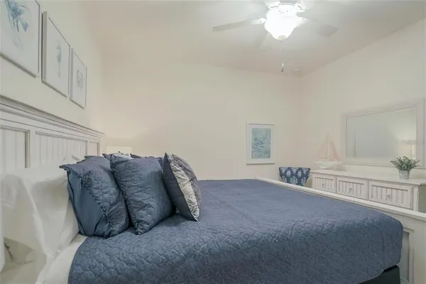 $3,000 | 5507 Palmer Circle, Unit 105, Bradenton, FL 34211