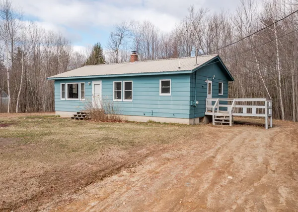 $299,000 | 2 Sunrise Street, Standish, ME 04084