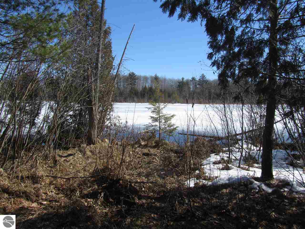 1811 Round Lake Road Interlochen, MI 49643 - Photo 5 of 27 1796199-4.JPG