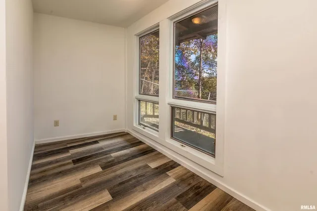 $220,000 | 755 Lake Shore Drive, Goreville, IL 62939