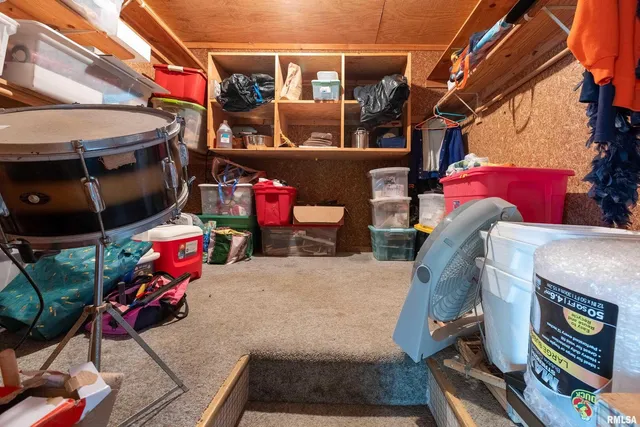 $220,000 | 755 Lake Shore Drive, Goreville, IL 62939