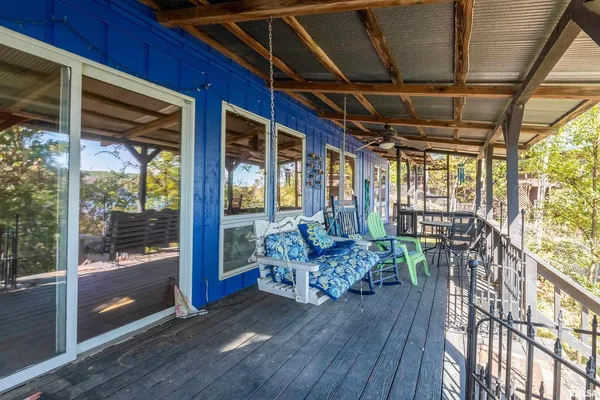 $190,000 | 755 Lake Shore Drive, Goreville, IL 62939