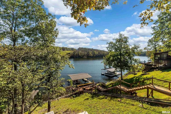 $190,000 | 755 Lake Shore Drive, Goreville, IL 62939