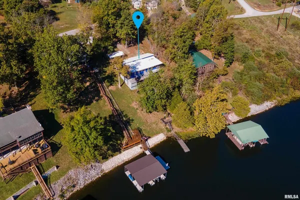 $190,000 | 755 Lake Shore Drive, Goreville, IL 62939
