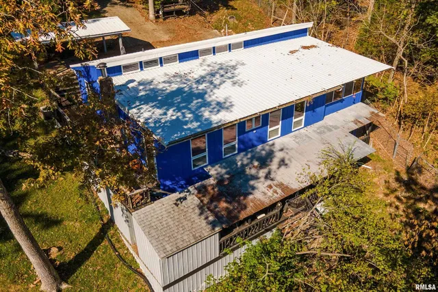 $220,000 | 755 Lake Shore Drive, Goreville, IL 62939