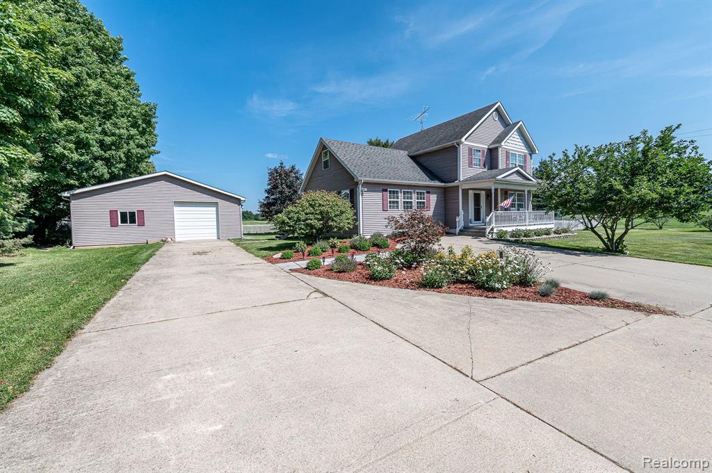2528 North Lapeer Road Lapeer, MI 48446 - Photo 35 of 39