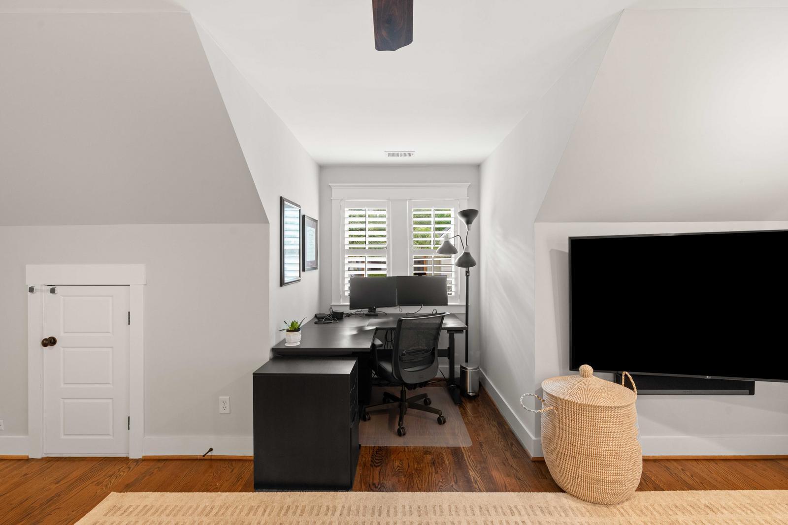 1368 Langford Road Mount Pleasant, SC 29464 - Photo 35 of 79 Office Nook Setup in FROG