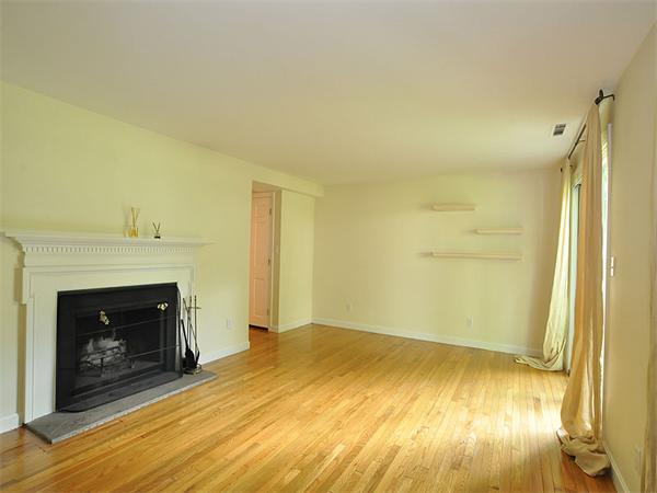 54 Jericho Road, Unit 54 Weston, MA 02493 - Photo 3 of 15
