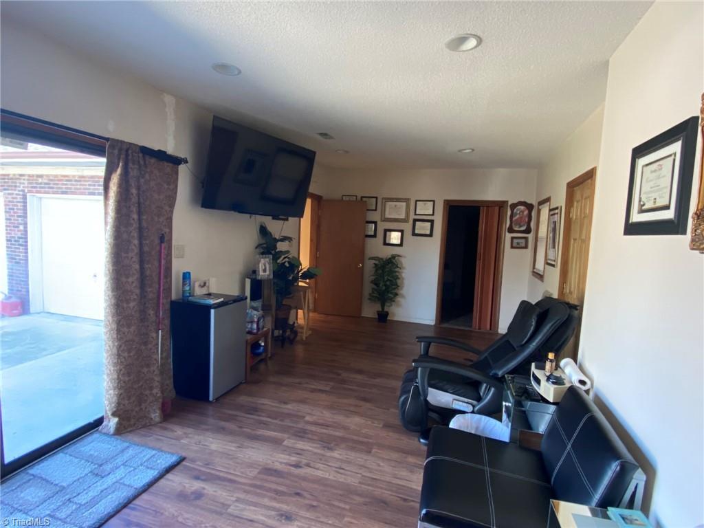 7549 Sunnyvale Drive High Point, NC 27265 - Photo 15 of 26