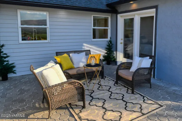 a bathroom with a sink vanity and a mirror