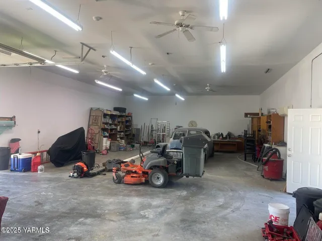 $1,490,000 | 15783 Fisk Road, Yakima, WA 98908