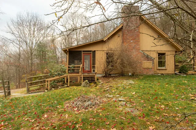 $650,000 | 79 Torre Rock Road, Red Hook, NY 12571