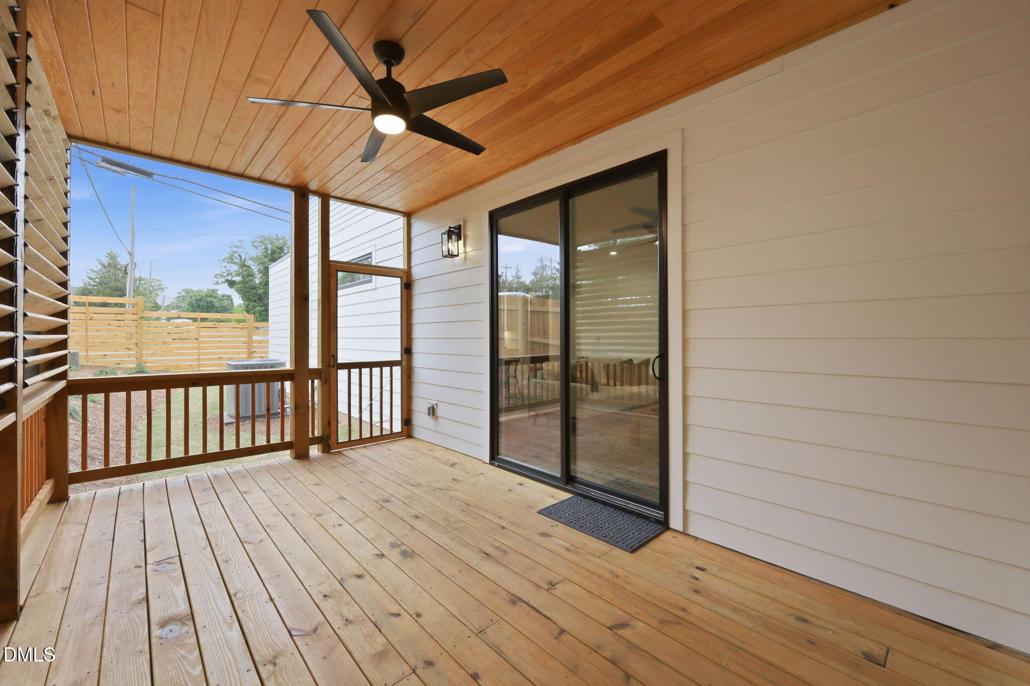 521 Coleman Street Raleigh, NC 27601 - Photo 24 of 54 21-web-or-mls-IMG_4055
