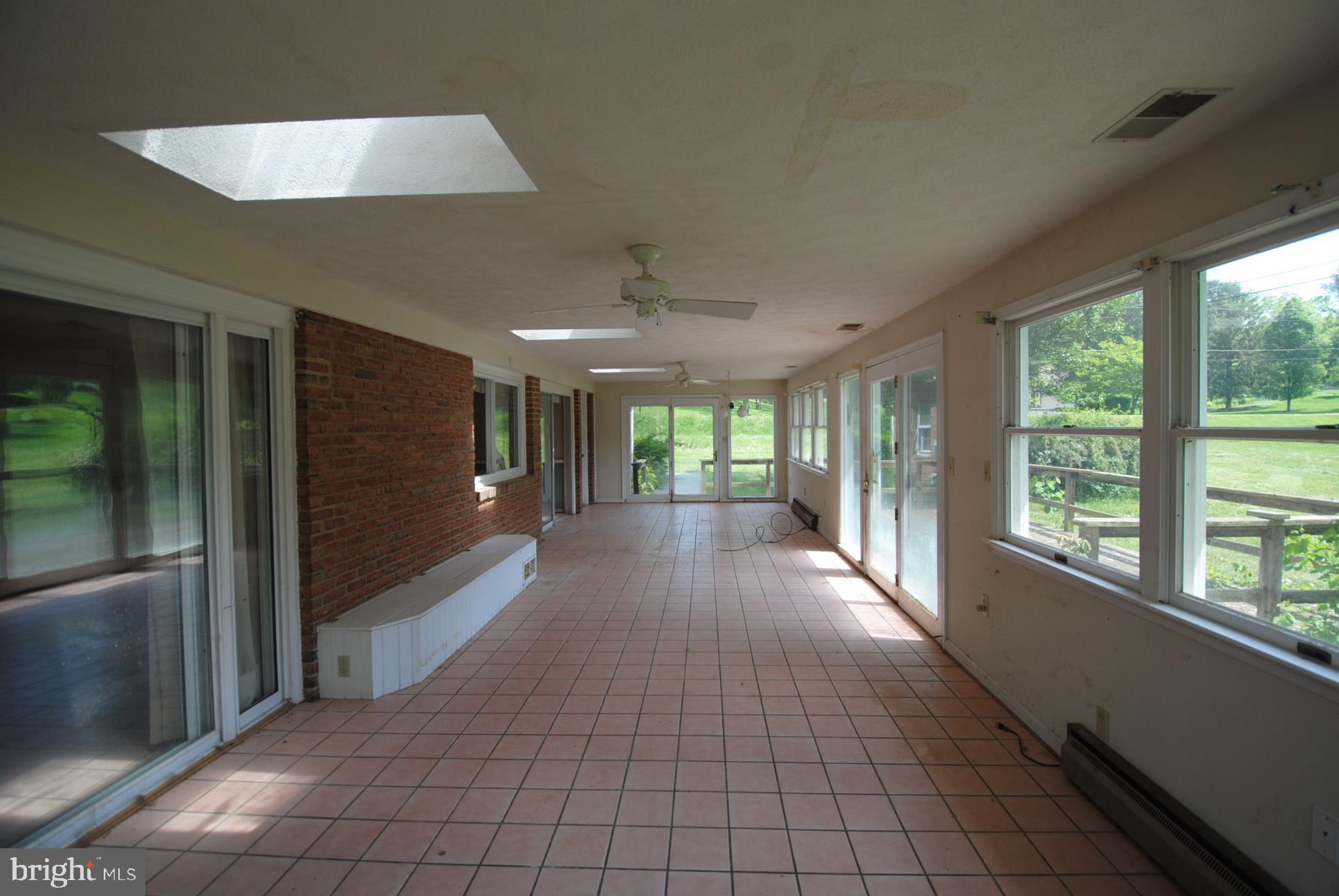2247 Jones Road Winchester, VA 22602 - Photo 7 of 15 Sun Room