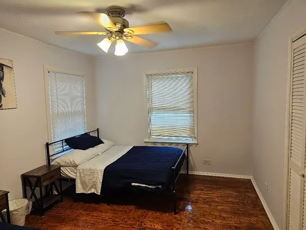 $2,200 | 206 North Morgan Avenue, Wheaton, IL 60187