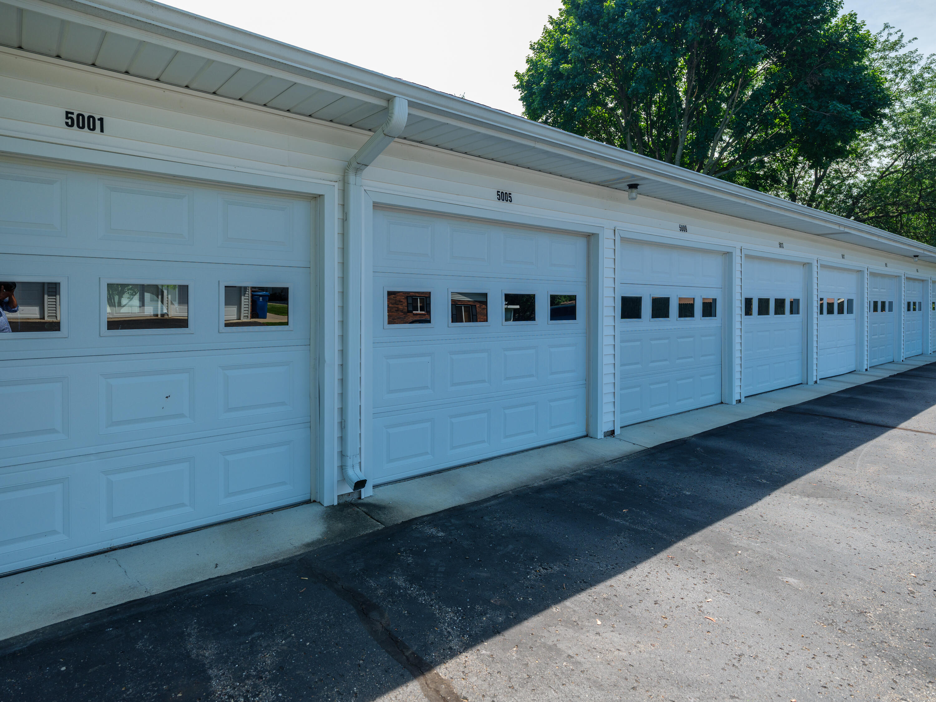 5005 Green Meadow Road Kalamazoo, MI 49009 - Photo 29 of 30 5005 Green Meadow-129