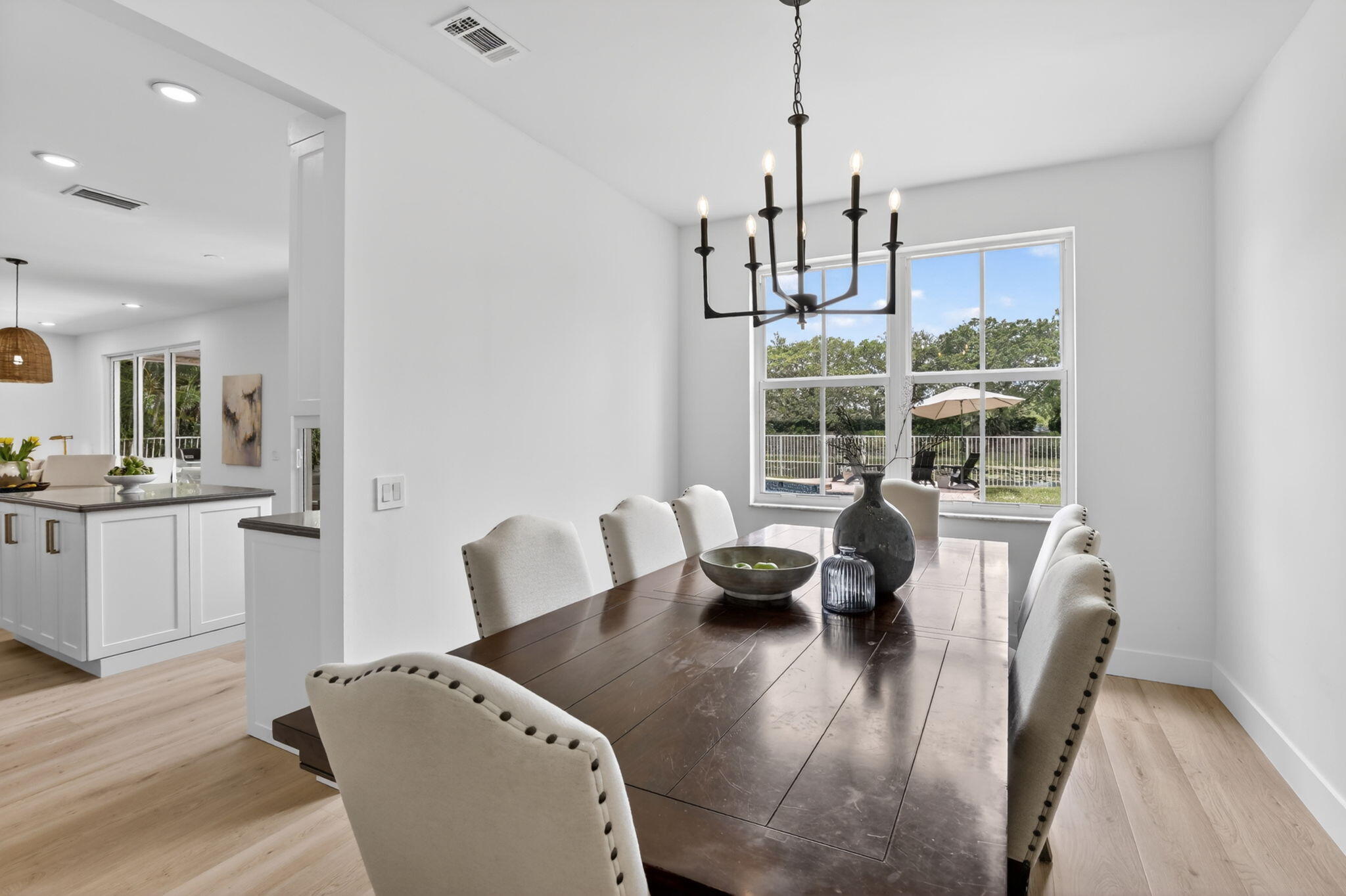 4299 Laurel Ridge Circle Weston, FL 33331 - Photo 23 of 103 a view of kitchen and dining area with furniture