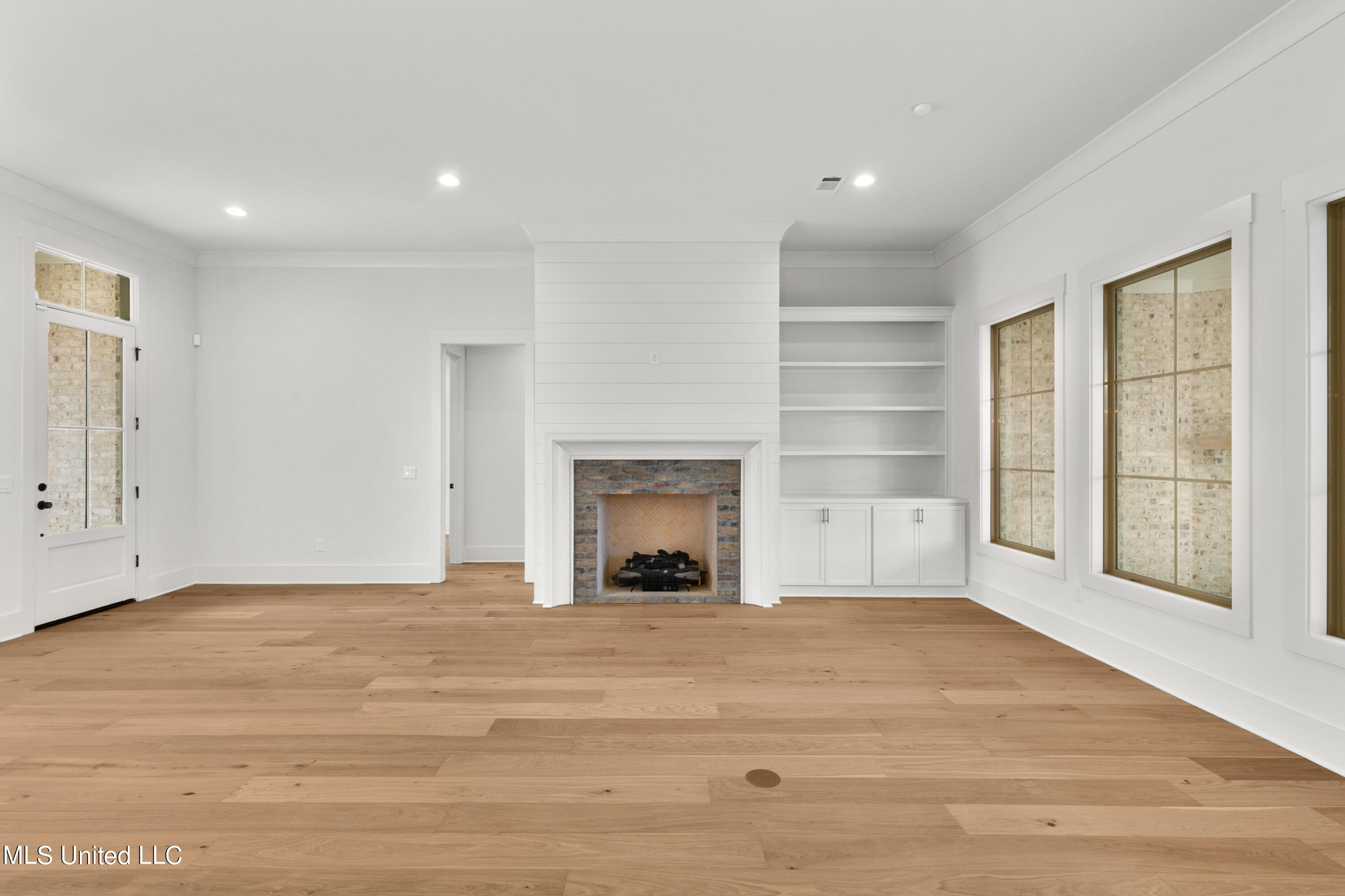 362 Wellstone Place Madison, MS 39110 - Photo 3 of 20 362 Wellstone-8