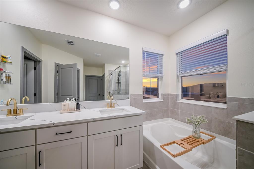 4339 Silo Prt Court Lakewood Ranch, FL 34211 - Photo 23 of 40