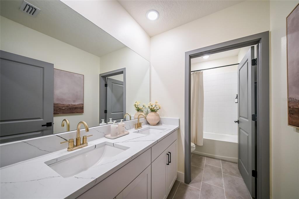 4339 Silo Prt Court Lakewood Ranch, FL 34211 - Photo 26 of 40