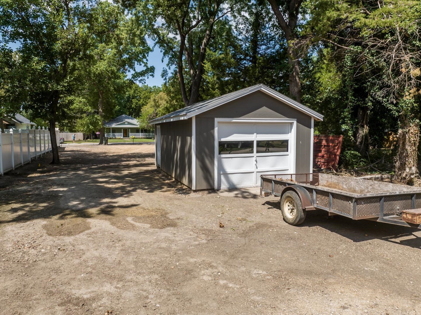 322 Harvey Street Halstead, KS 67056 - Photo 9 of 9