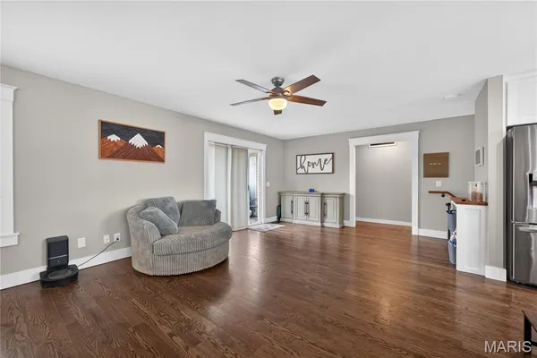 $725,000 | 8 Guyenne Drive, Lake St. Louis, MO 63367