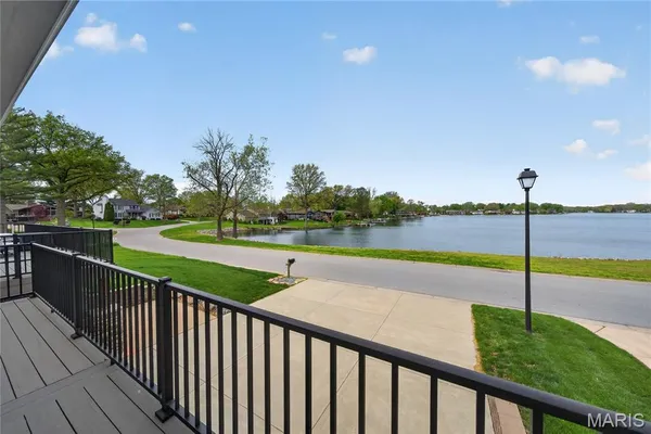 $725,000 | 8 Guyenne Drive, Lake St. Louis, MO 63367