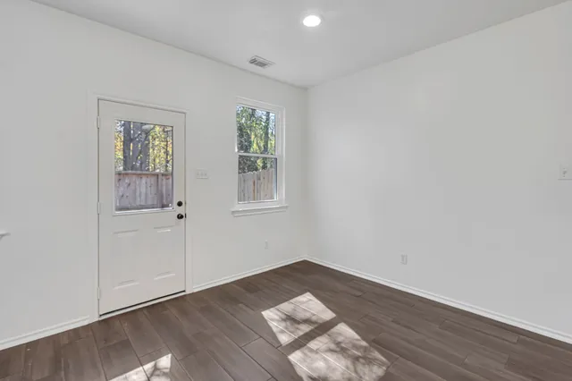 $1,800 | 209 Summerhaze Circle, Spring, TX 77382