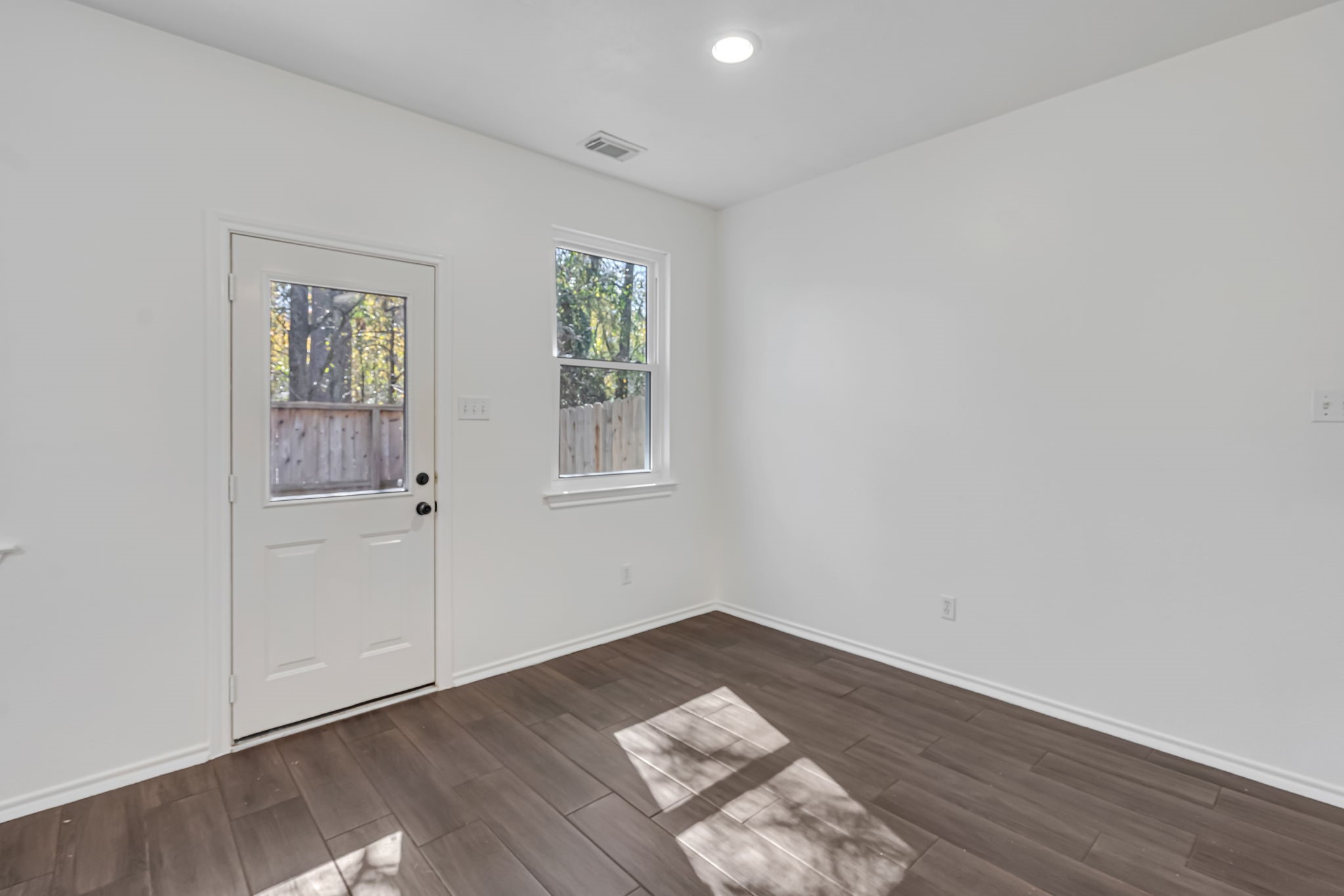 209 Summerhaze Circle Spring, TX 77382 - Photo 6 of 29