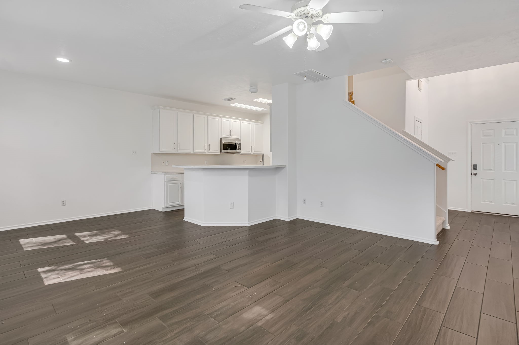 209 Summerhaze Circle Spring, TX 77382 - Photo 8 of 29