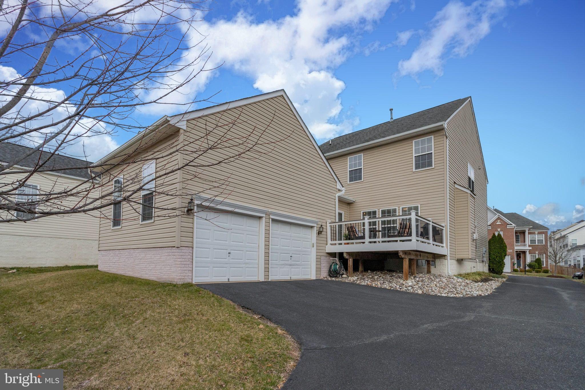 9062 Furey Road Lorton, VA 22079 - Photo 55 of 56 Garage / Deck