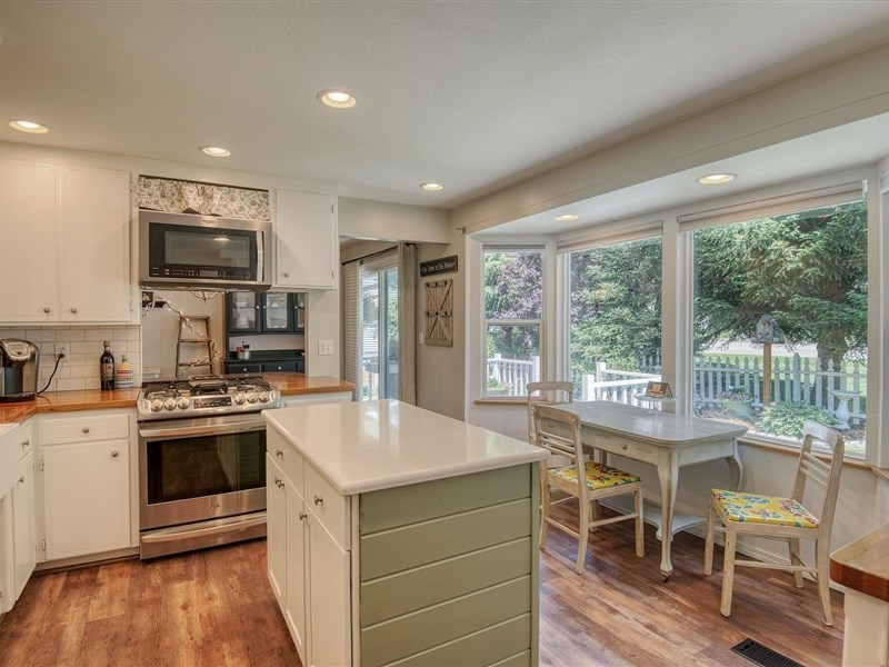 3612 South Ridgeview Drive Spokane Valley, WA 99206 - Photo 2 of 27 Gallery Image 2