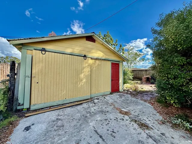 $2,000 | 3805 North Arlington Avenue, Tampa, FL 33603