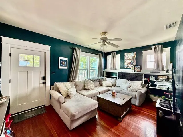 $2,000 | 3805 North Arlington Avenue, Tampa, FL 33603