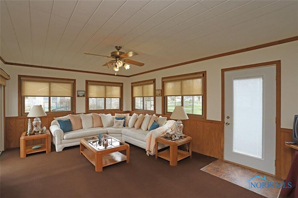 440 Eagle Point Road Rossford, OH 43460 - Photo 13 of 33 Gallery Image 13