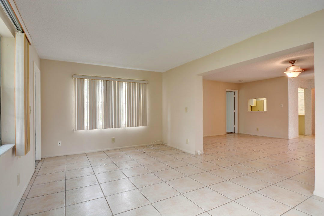 9646 Ohio Place Boca Raton, FL 33434 - Photo 12 of 18 Den