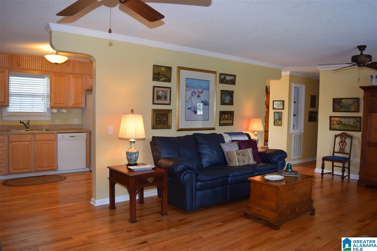 831 Spring Trail Warrior, AL 35180 - Photo 15 of 44