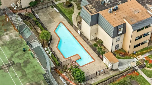 a view of a large building