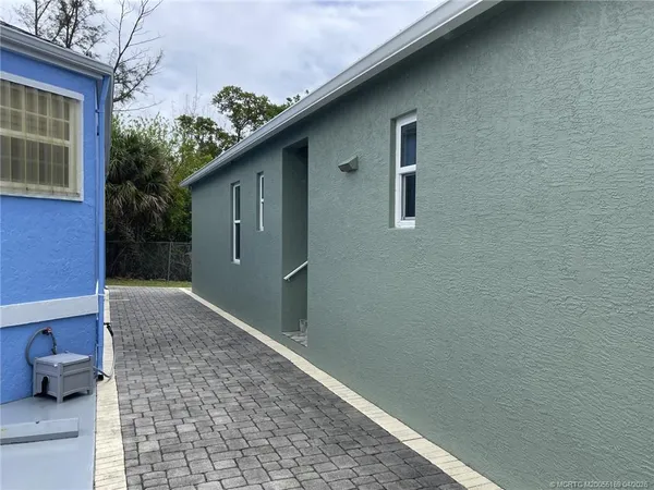 $495,000 | 2005 Nettles Boulevard, Jensen Beach, FL 34957