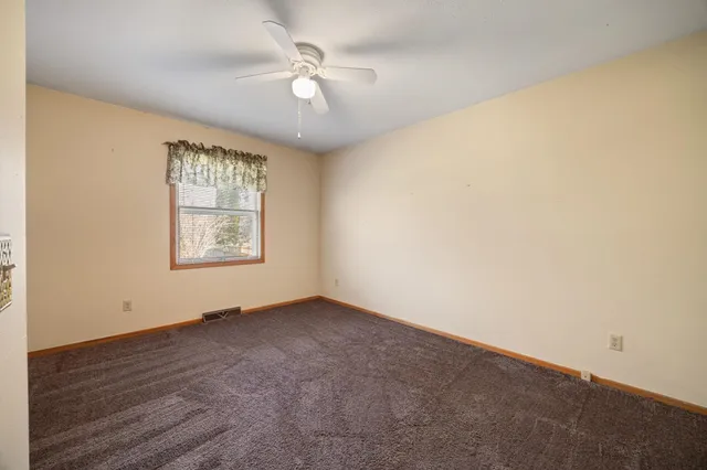 $259,900 | 3205 Greenwood Drive, Janesville, WI 53546