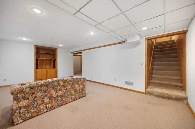 $259,900 | 3205 Greenwood Drive, Janesville, WI 53546