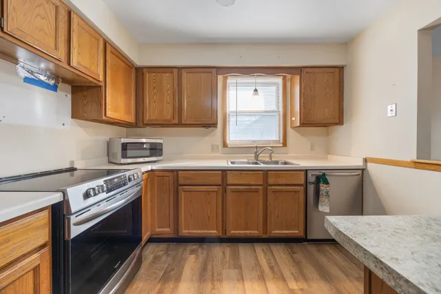 $259,900 | 3205 Greenwood Drive, Janesville, WI 53546