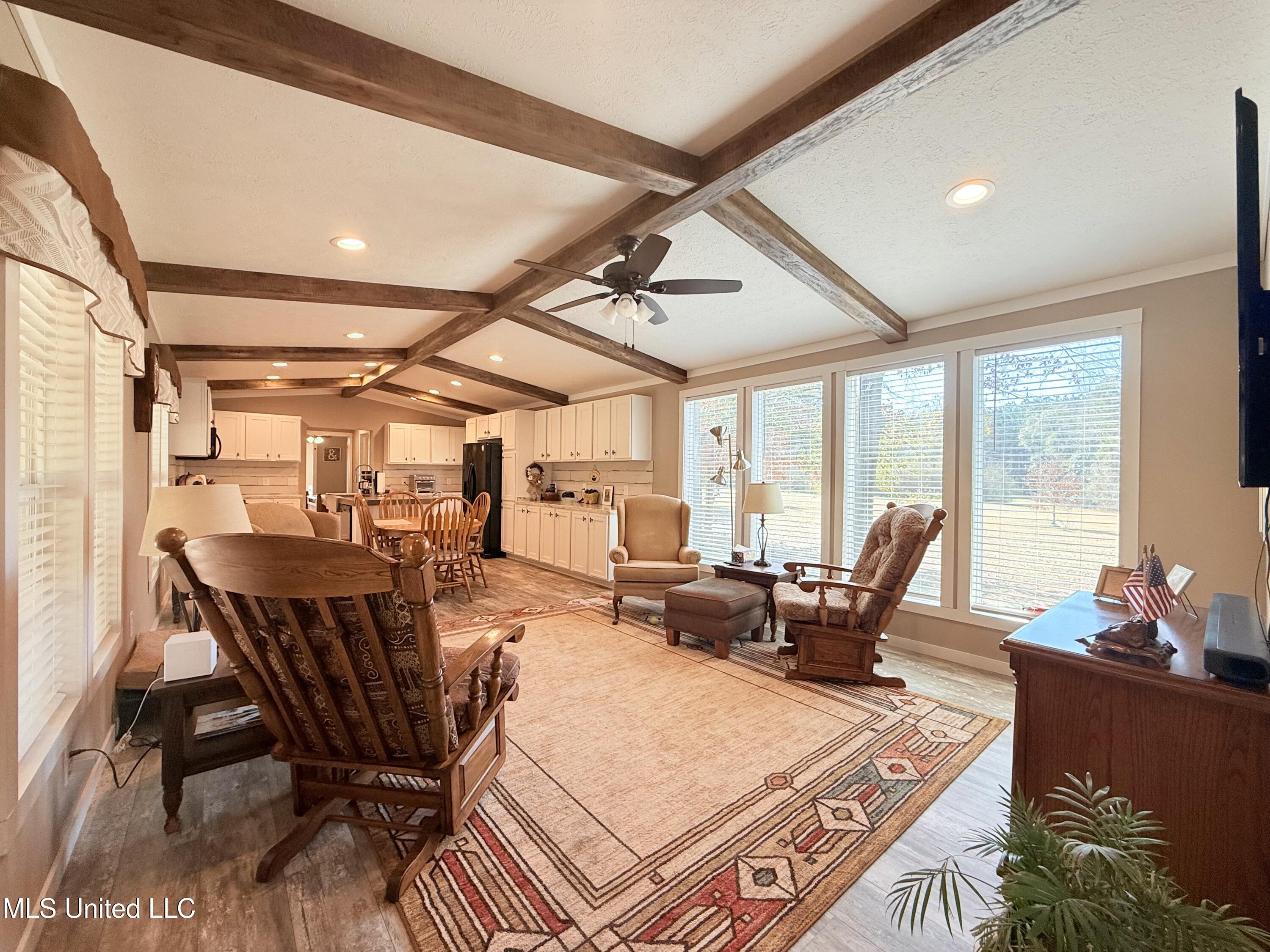 91 Trace Road Monticello, MS 39654 - Photo 2 of 36 IMG_4405